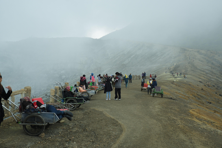Bali or Banyuwangi: Mount Ijen Blue Fire Hiking Bali to Mount Ijen and back to Bali
