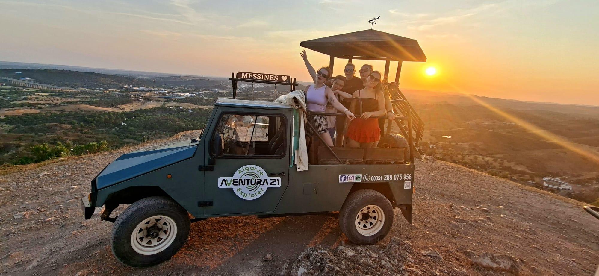 Jeep-Safari am Nachmittag und bei Sonnenuntergang