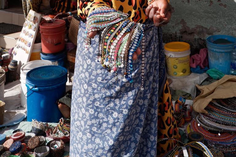 Arusha : Maasai Market Guided Tour