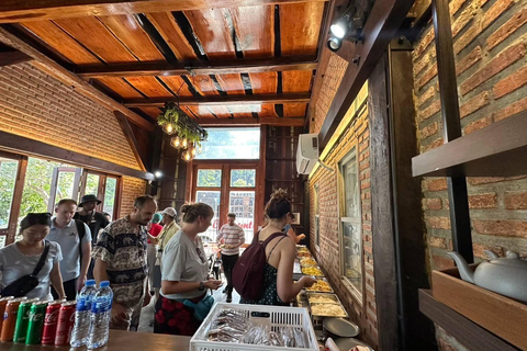 Ayutthaya: Sabieng Riverside Restaurant - Traveller&#039;s Lunch