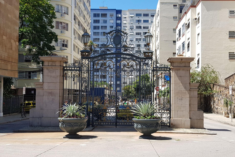 Rio de Janeiro: Modern Architecture Experience with Guide