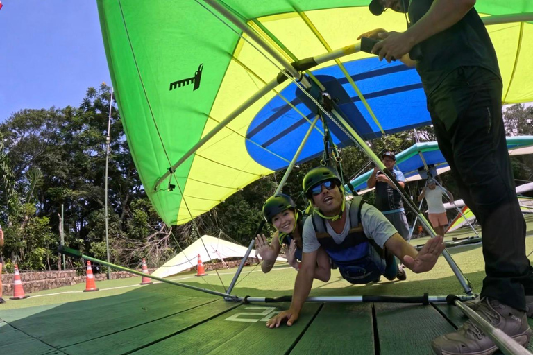 Rio de Janeiro: Tandem Hang Gliding Flight (GoPro included)