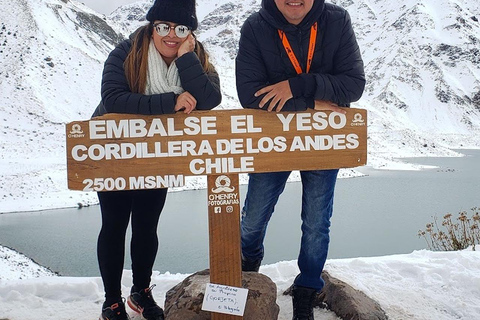 Tour Cajón del Maipo/Embalse del Yeso con Picnic mas Casa de Chocolate
