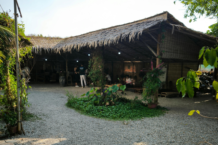 Siem Reap Lotus Silk Farm Tour with Pick Up downtown Siem Reap : Ferme de Soie de Lotus - Visite Guidée Francaise