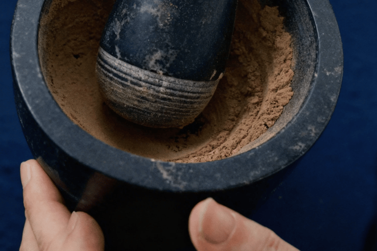 Guangzhou: Create Your Own Incense Pendant or Bracelet