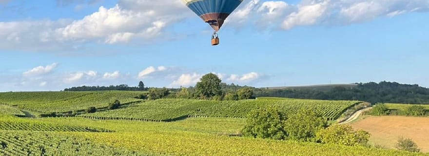 Reims (Pouillon) : Vol en Montgolfière avec Champagne