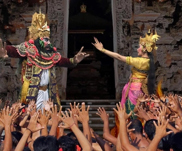 Bali: Kecak Ramayana and Fire Dance Show in Ubud