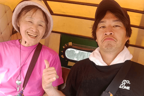 Delhi: Tour durch eine Slum-Siedlung mit Mittagessen und Rikscha-FahrtDelhi: Tour durch die Slums mit Mittagessen und Rikscha-Fahrt