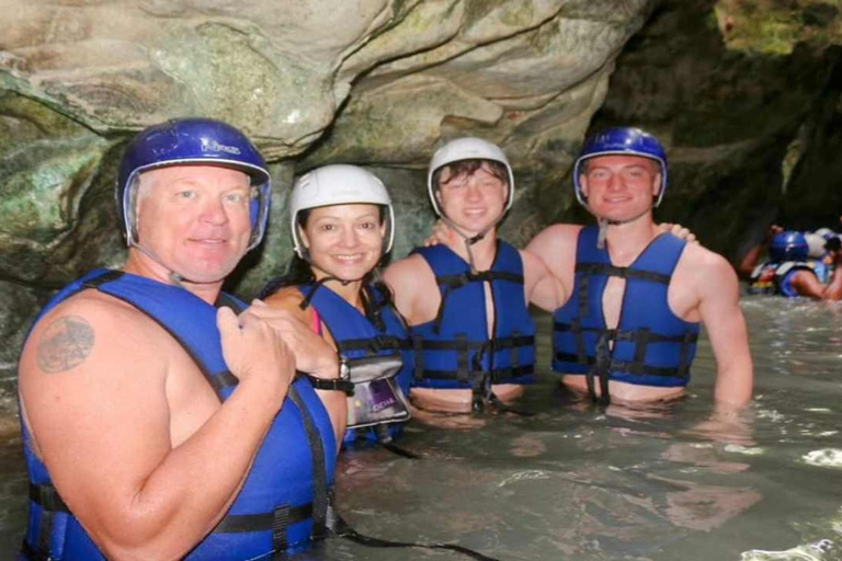 Puerto Plata: tirolina, cascadas y tour del chocolate