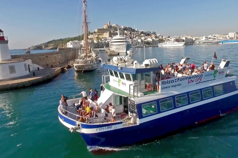 Formentera: billete ferri ida y vuelta en el día desde IbizaBillete ferri ida y vuelta en el día desde el puerto Ibiza