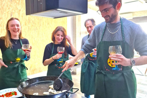 Madrid: Paella and Sangria Workshop with Tapas Tasting Vegan paella with vegan tapas tasting