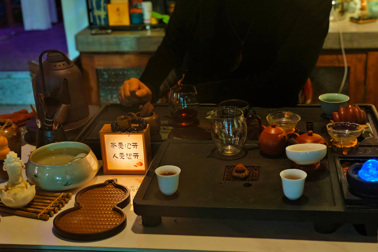 Shanghai: Discover the Art of Chinese Tea Culture