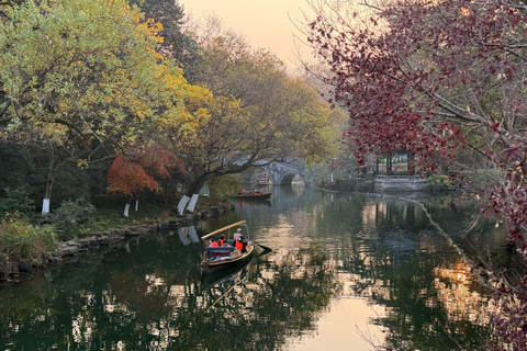 Hangzhou for Summer: West Lake Cruise, Tea, Massage & Museum