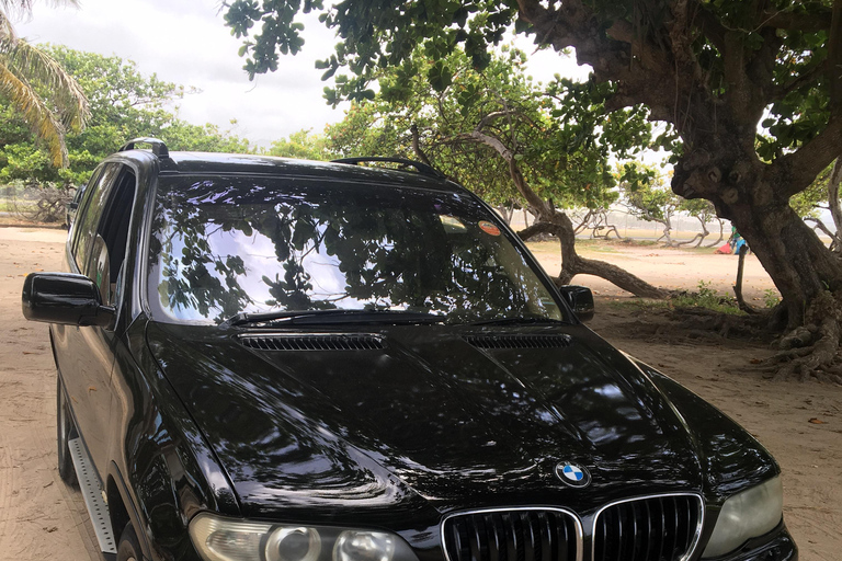 Santa Lucía: Servicio de Taxi Privado al Aeropuerto/Viaje Redondo