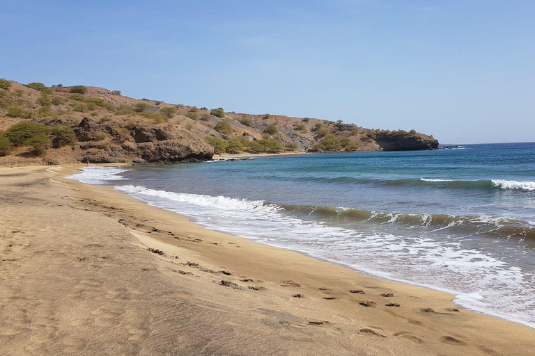 From Praia: Santiago Highlights Tour for Cruise Passengers - half-day tour