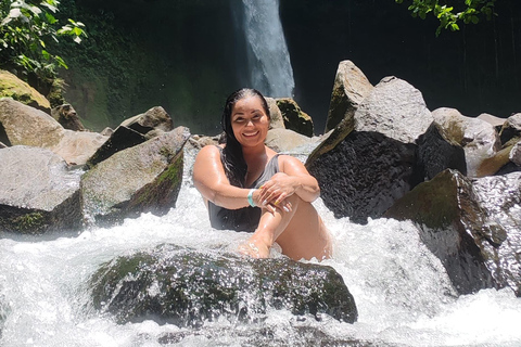 La Fortuna: Visit a Waterfall and Ride an ATV with Breakfast from San Jose La Fortuna: Visit a Waterfall and Drive an ATV with Breakfast from San Jose