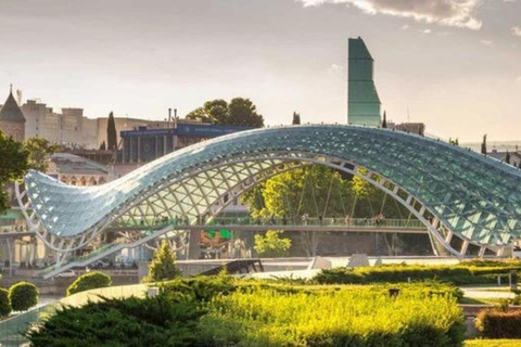 2 Days in Georgia: Retro Tbilisi & Kazbegi & Gudauri