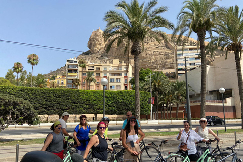 Plage de San Juan, Cabo Huertas : excursion à vélo et plongée en apnée avec boisson