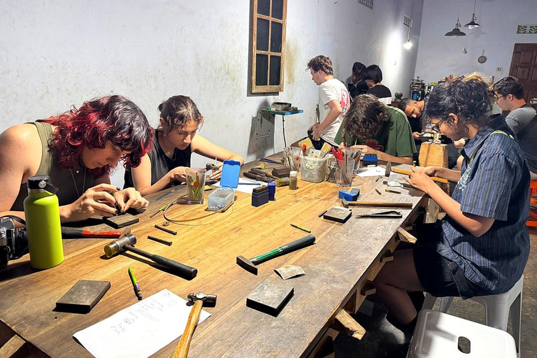 Yogyakarta: Silver Jewelry Making Class in Kotagede Daytime: Silver Jewelry Making Class