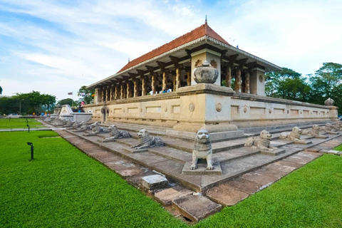 SriLanka: Colombo Day Tour with Airport Transfer