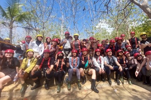 Yogyakarta: Aventura en la cueva de Jomblang con almuerzo incluidoYogyakarta: aventura en la cueva de jomblang con almuerzo incluido