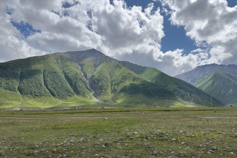 Truso Valley: All-Inclusive Day Hike