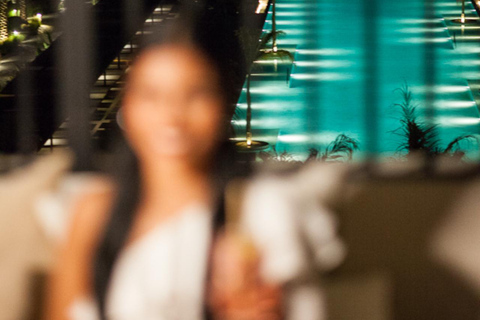 Arabskie noce pod gwiazdami: taras na dachuArabskie noce pod gwiazdami: mezze na dachu i mistyczny pokaz