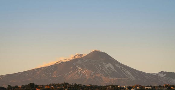 From Catania: Mount Etna Experience – Craters, 4 Etna Wines and Sicilian Flavors