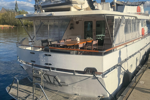 Stockholm: Private Classic Yacht Tour (sunset/dinner/etc)