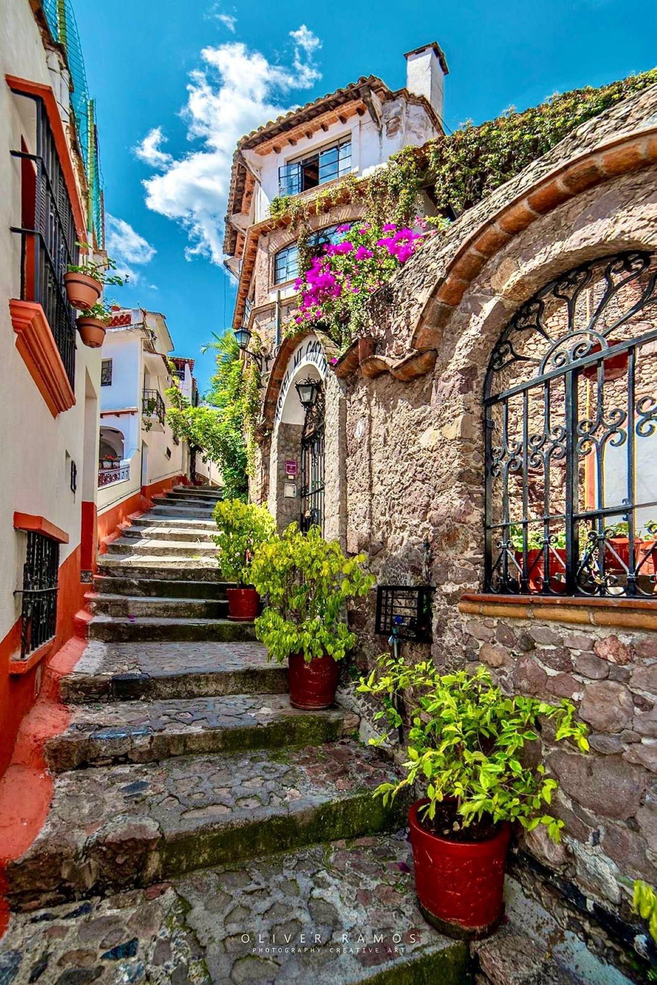 Taxco: Magische Gassen und Nachtmythen erleben