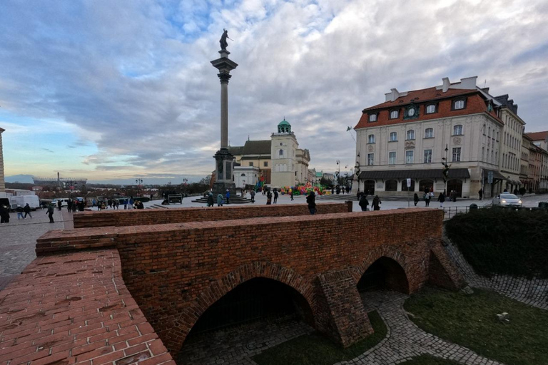 Rundvandring i det medeltida Warszawa med smartphone-appstandard