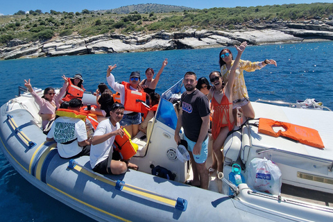 Saranda: Rejs wycieczkowy do Krorez z nurkowaniem, napojami i kąpieląSaranda: Rejs wycieczkowy do Krorez z nurkowaniem z rurką, napojami i kąpielą