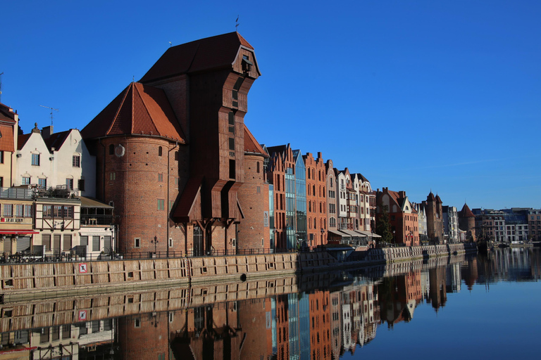 Exclusive Gdańsk: Museums, Skyline Toast & Michelin Dinner