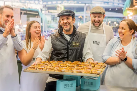 London: Exklusive Borough Market Foodtour & Backkurs