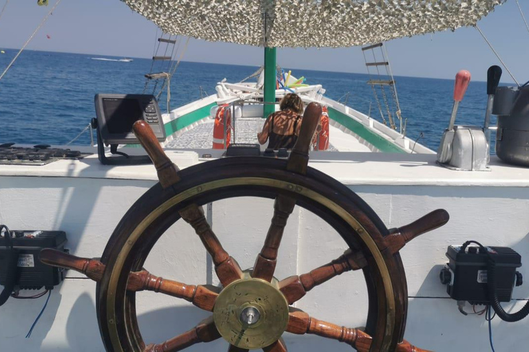 Z PAROS: ANTIPAROS DESPOTIKO ODYSSEIA ŁÓDŹ CODZIENNE REJSY