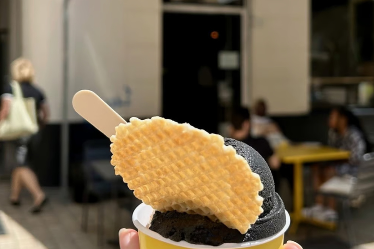 Marseille: Hidden Flavors Walking Food Tour