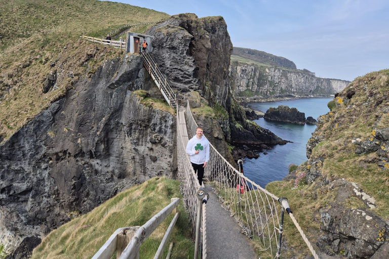 Giants Causeway: Ultimate Private Guided Tour of Causeway Giants Causeway: Private Tour with Optional Dog Companion