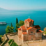 Macedonia del Nord: tour di 1 giorno a Ocrida e San Naum da Tirana