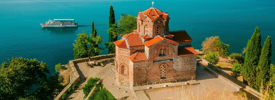 Macedonia del Nord: tour di 1 giorno a Ocrida e San Naum da Tirana/Durazzo
