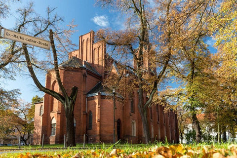 Frankfurt (Oder): Guided City Tours with Themed Specials Living Views: DDR Memories Tour with Actionbound App