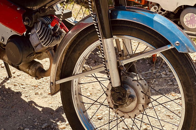 Saint-Emilion: gite e visite in motorini d&#039;epocaSaint-Emilion: gite e visite in motorini vintage