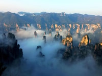 Tour do dia da ponte de vidro da montanha Zhangjiajie Avatar - Housity