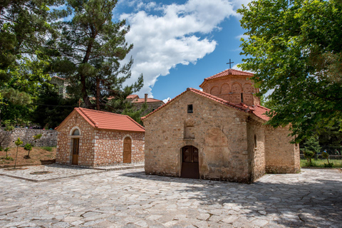 Corinth: Kalavryta and Cog Railway Day Tour