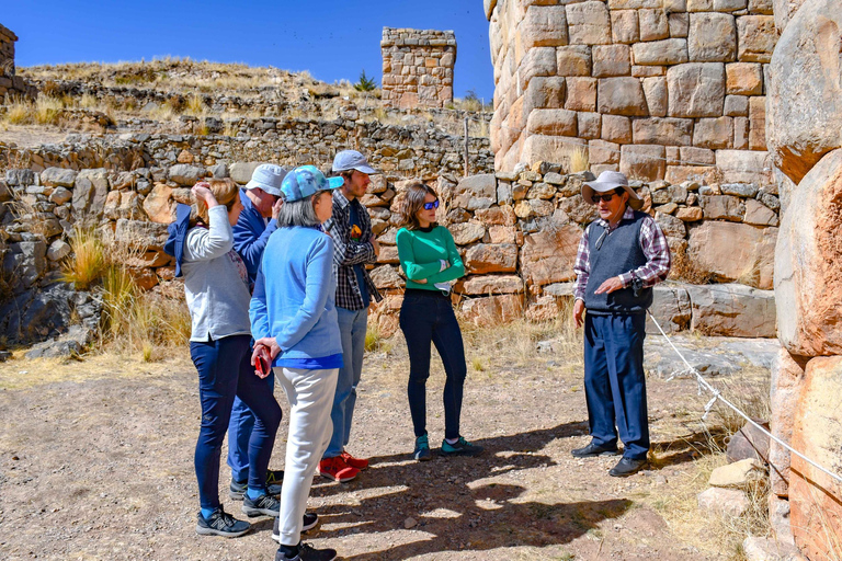 Puno: Aramu Muro and Cemetery of Molloco Day Trip