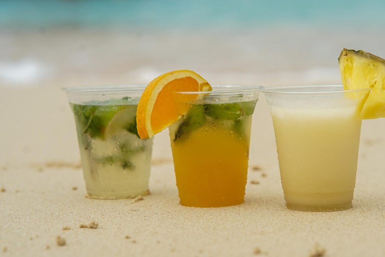 Fajardo: Crucero de snorkel por Cayo Icacos con tobogán y almuerzo