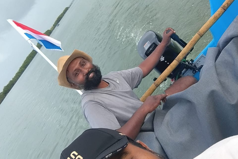 Negombo City Tour & Lagoon Boat safari with Fruit Tasting