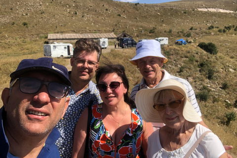 Yerevan: Silk Road Jeep Tour with Lake Sevan & Noravank