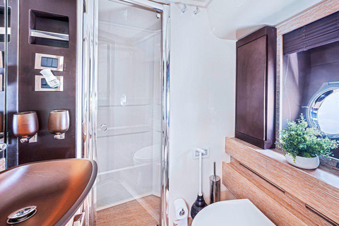 Marina Del Rey : Location privée d'une demi-journée d'un yacht Azimut