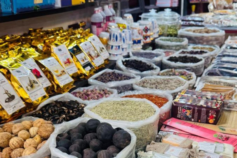 Muscat: 5 Hours City and Fanja Heritage Tour with Guide
