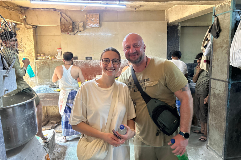 Mumbai: Unique Dharavi Slum Tour with a Local Guide Tour with Hotel Pickup & Drop